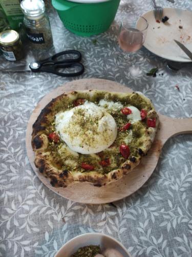 Mamamia ! Pizza pesto burrata, delizioso !! 